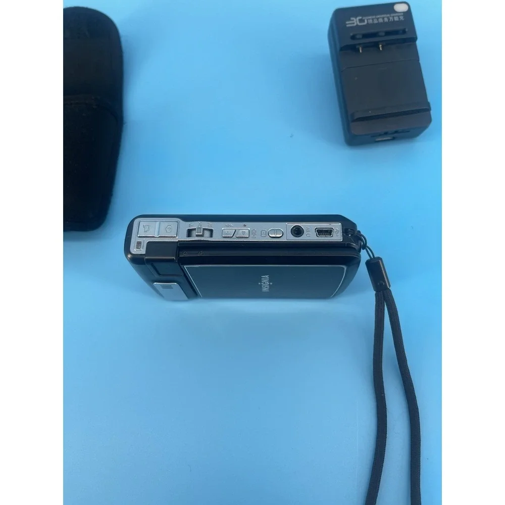 Insignia NS-DCC5SR09 Flash Media Camcorder Black/Blue